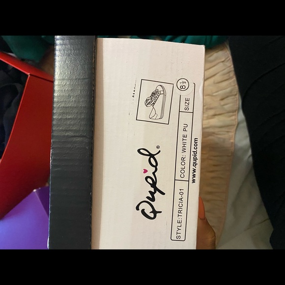 Brand New Sneakers - Picture 6 of 6